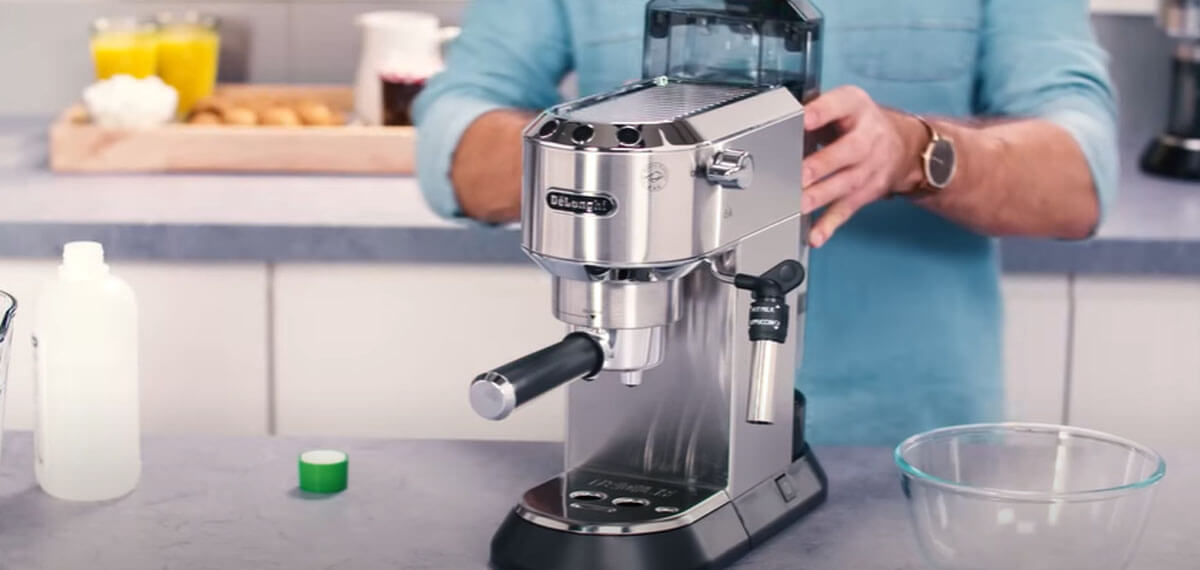 How to clean de longhi coffee machine