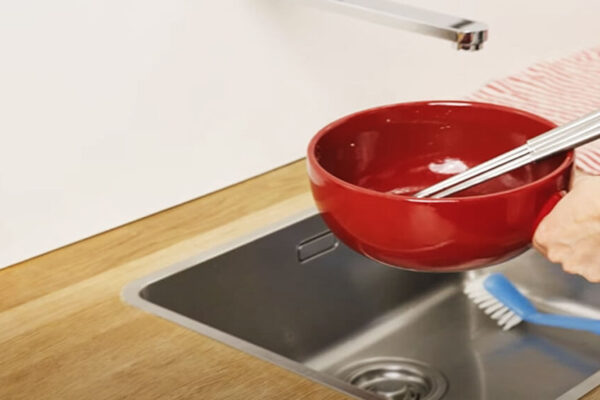 How to clean fondue pot