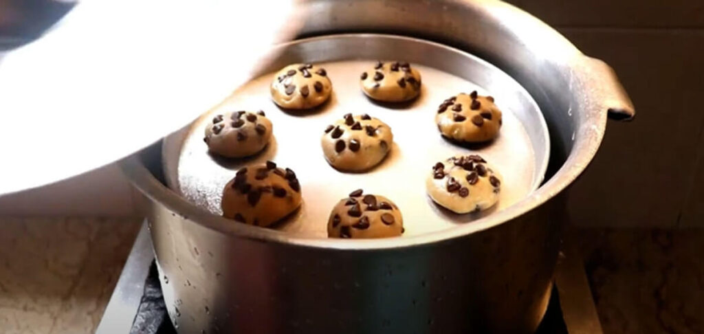 Let cookies cool before serving or storing in an airtight container.