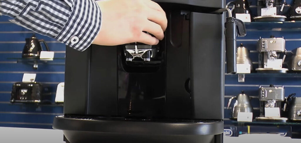 How to clean de longhi coffee machine